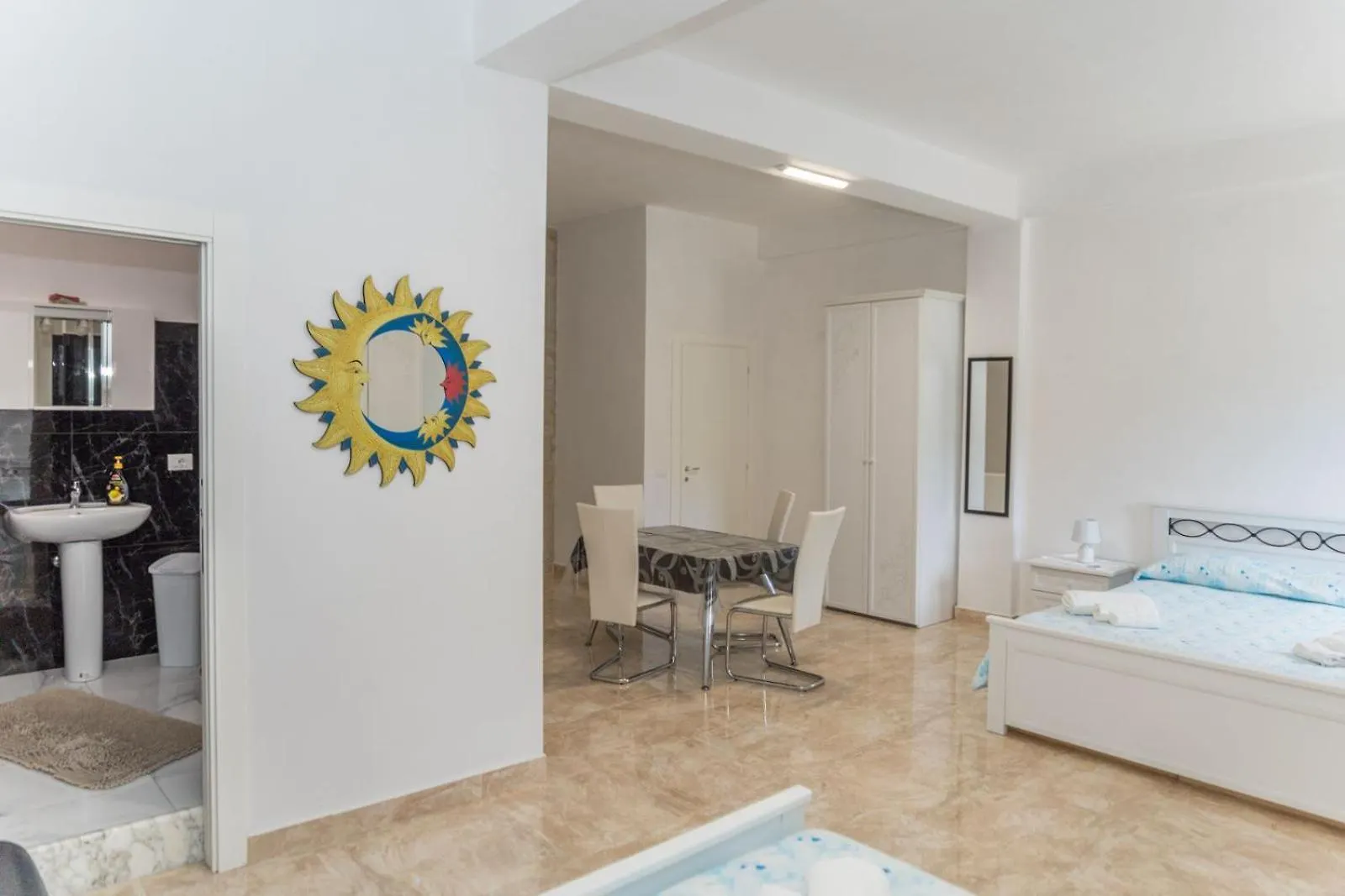 Villa Corinzia 2 Ното